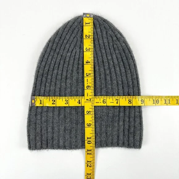 Like NEW! Tahari Cashmere Beanie - Picture 3 of 3